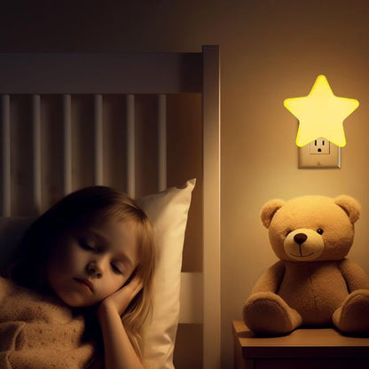 Nuit-Paisible Jaune | Veilleuse pour bébé en forme d'étoile avec une fillette endormie 