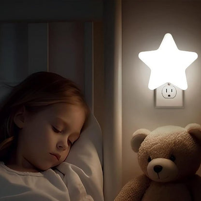 Nuit-Paisible Blanche | Veilleuse pour bébé en forme d'étoile avec une fillette endormie 